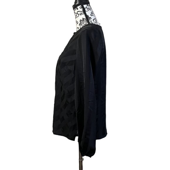 Liz Claiborne | Women's Black Striped Keyhole Neck Long Sleeve Blouse Size XS - Picture 3 of 6